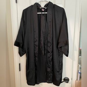 Victoria’s Secret Satin Kimono Robe